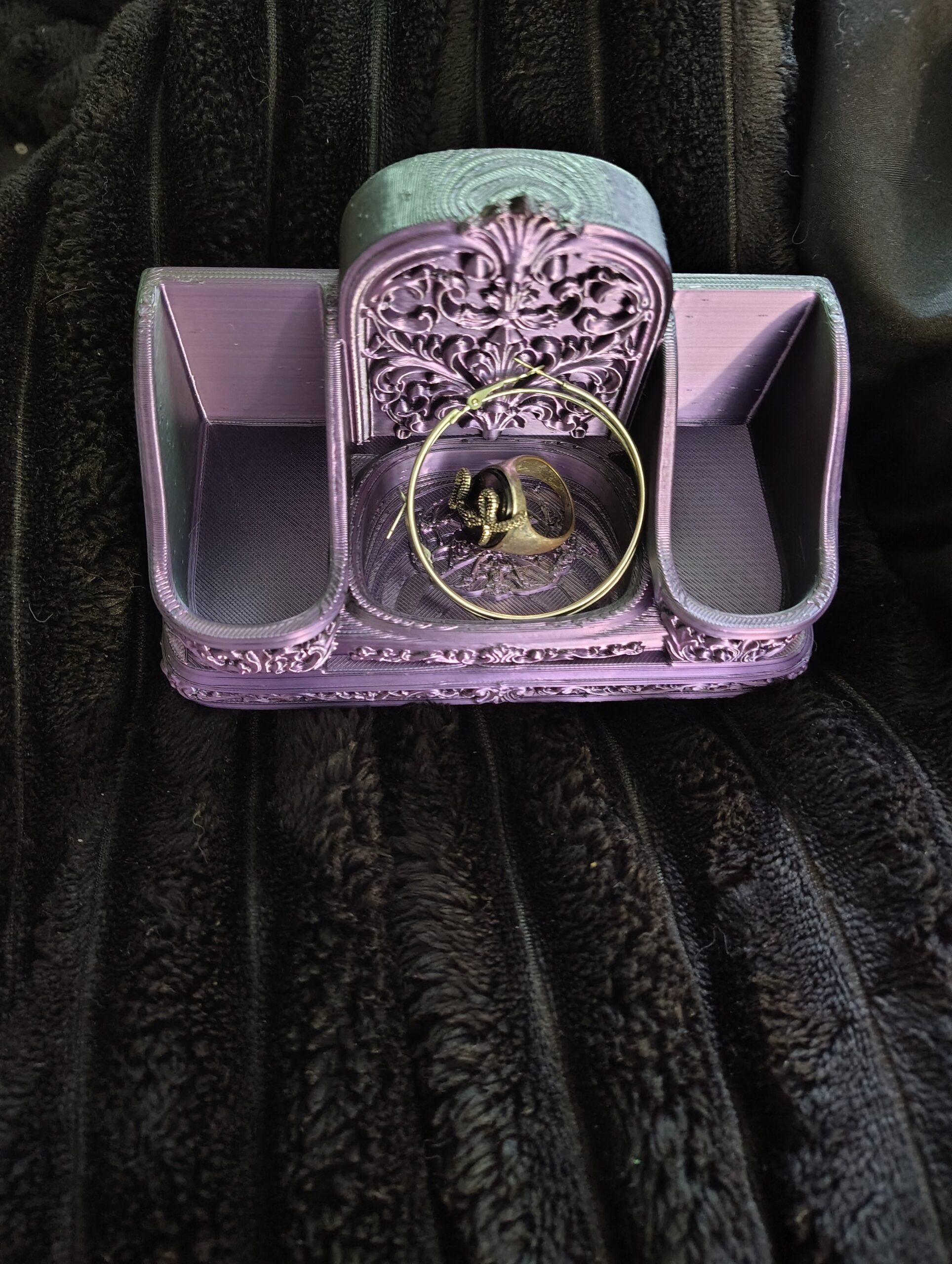 Gothic jewelry/trinket tray - Image 2